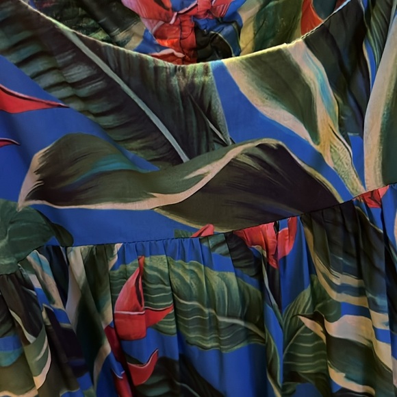 Farm Rio Dream Garden Midi Dress - Picture 9 of 11